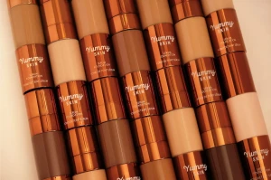 Danessa Myricks Yummy Skin Serum Foundation 14W - Fond De Ten Serum Hibrid Cu Efect Hidratant - Produs 3