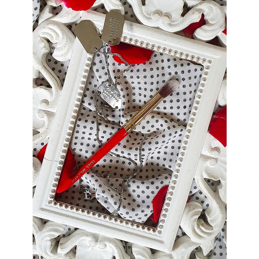 Iana Willkofer Pensula Iw Blending Sintetica F101 - Pensula Profesionala Cu Perii Din Par Duo-Fiber High End - Hover