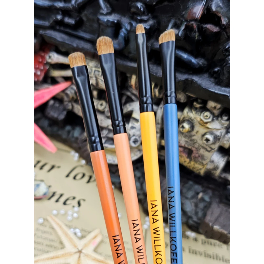 Iana Willkofer Set Iw Best Buy 4 Pensule Detalii - Pensule Pentru Detalii, Pentru Un Machiaj Complet - Produs