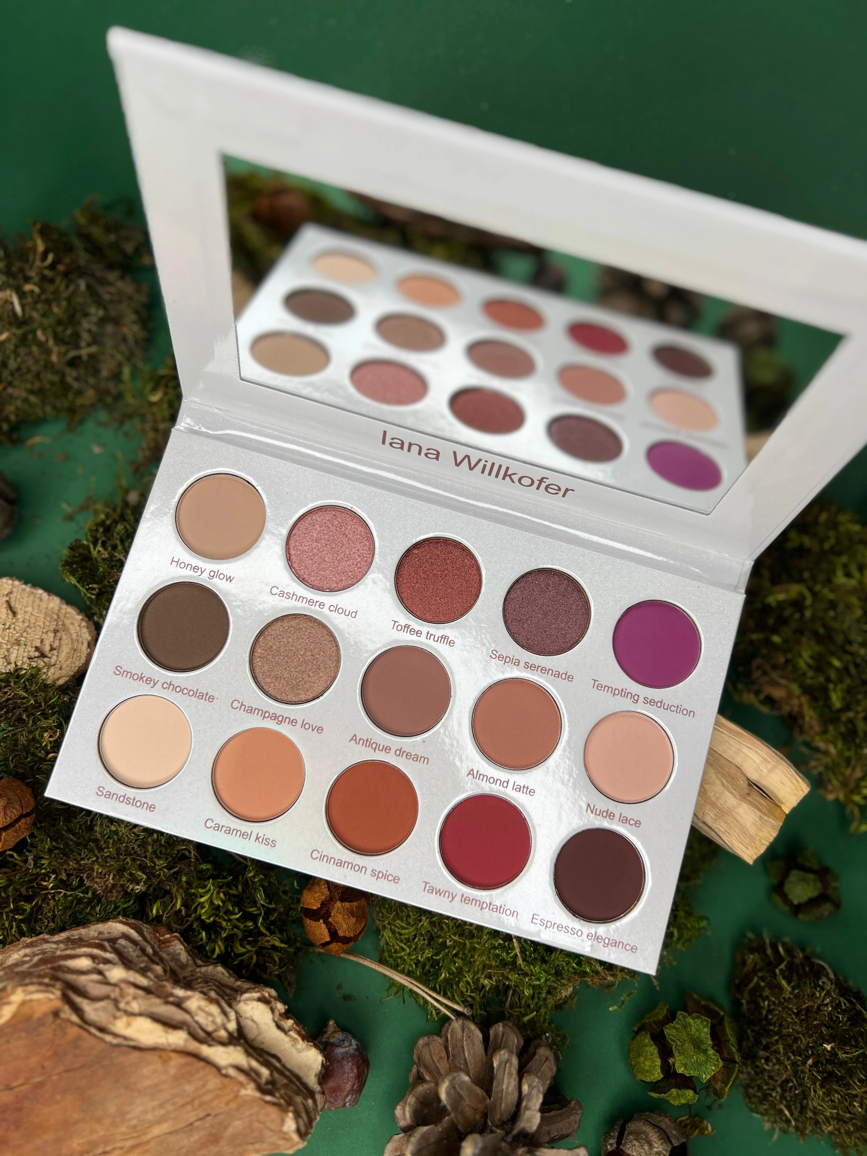 IW Paleta Farduri Soft Latte